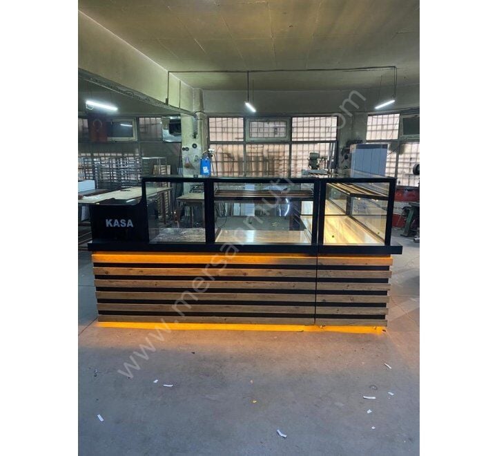 Böreklik Teşhir Tezgahı L Model