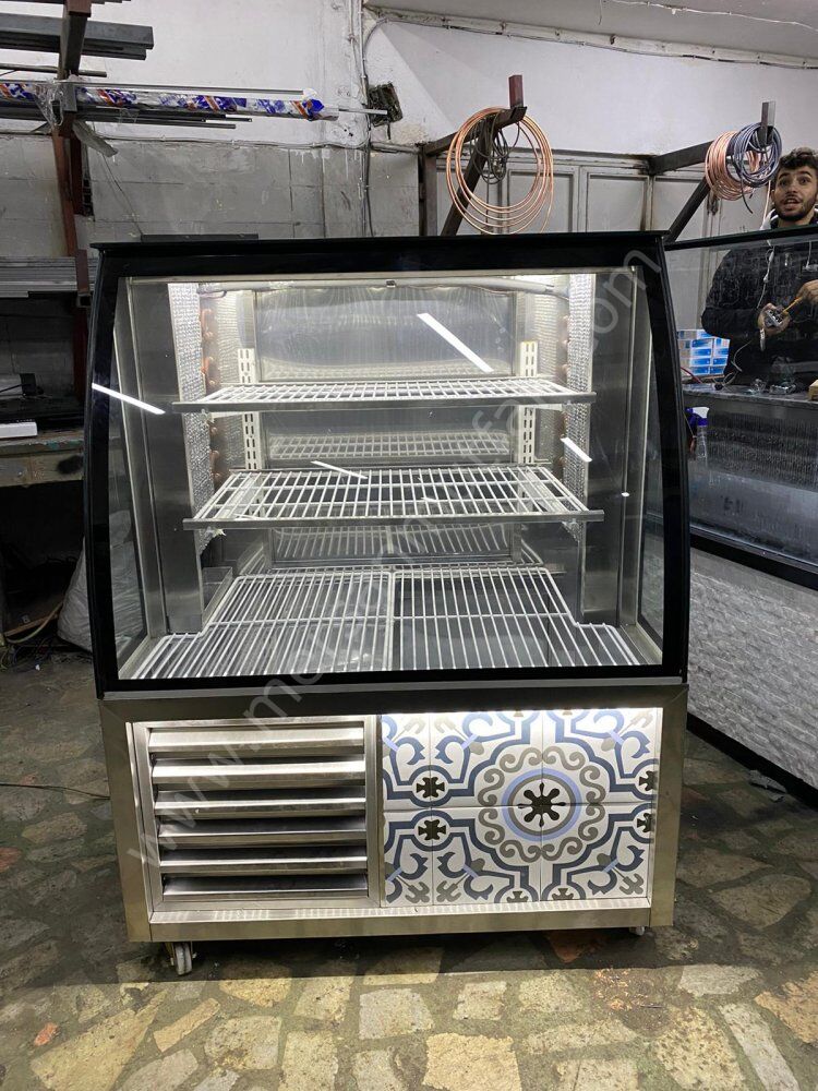 Kebap Dolabı Bombe Camlı ve Mermer Dekorlu