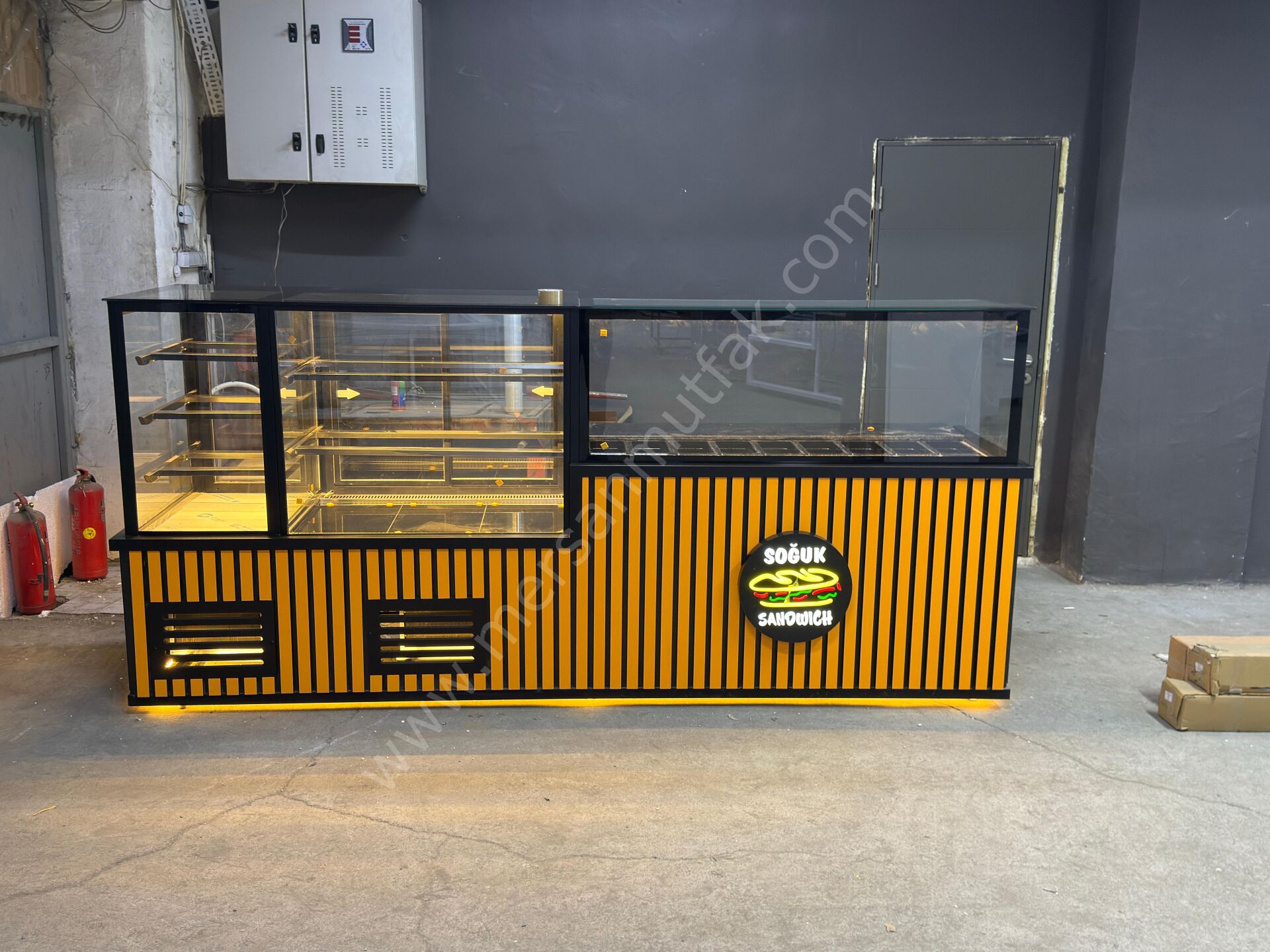 Pasta Tatlı Meşrubat Kahvaltı Dolabı MRSN-61