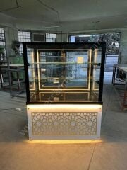 Pasta Dolabı Beyaz Model