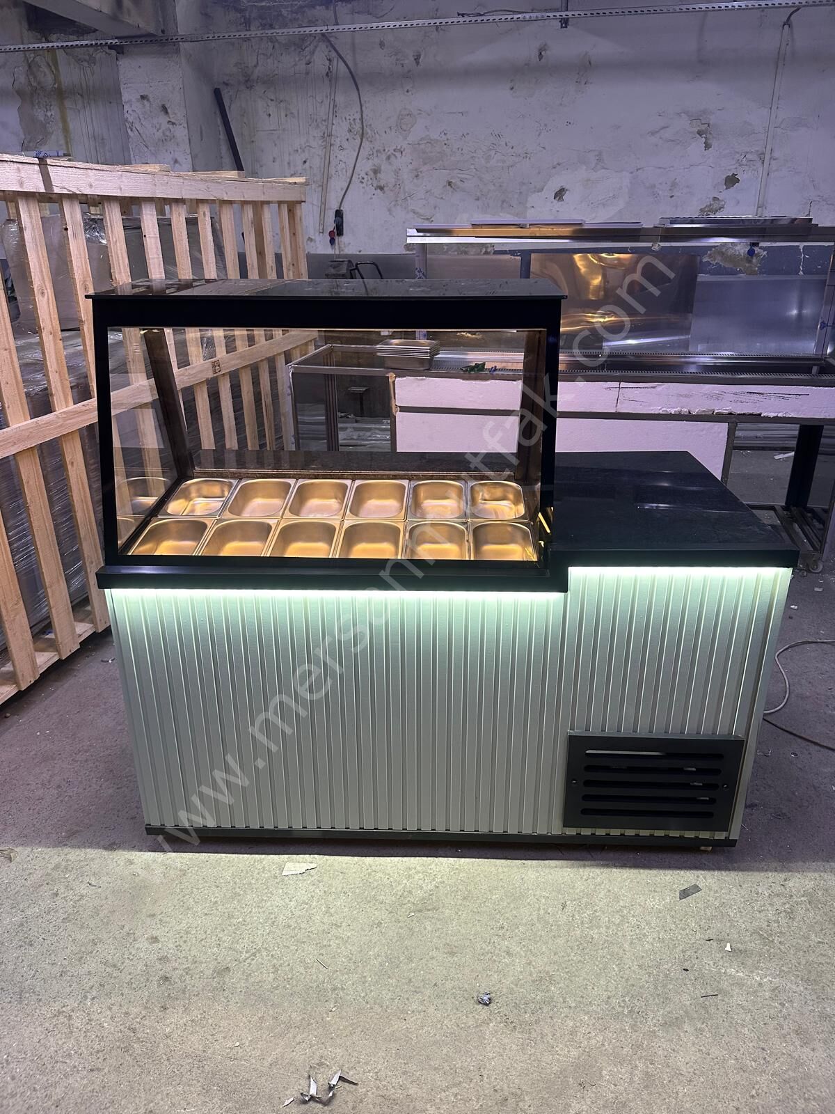 Kumpir Waffle ve Kahvaltı Tezgahı MRSN-71