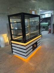 Pasta Tatlı Teşhir Dolabı