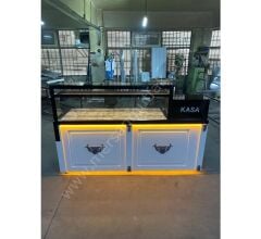 Baklava Tatlı Tezgahı ve Pasta Dolabı