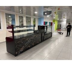 Baklava Teşhir Tezgahı ve Pasta Reyonu