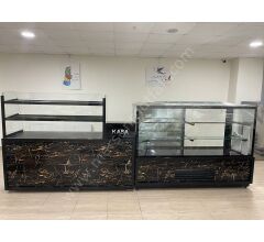 Baklava Teşhir Tezgahı ve Pasta Reyonu