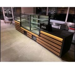 Baklava Teşhir Tezgahı ve Pasta Reyonu