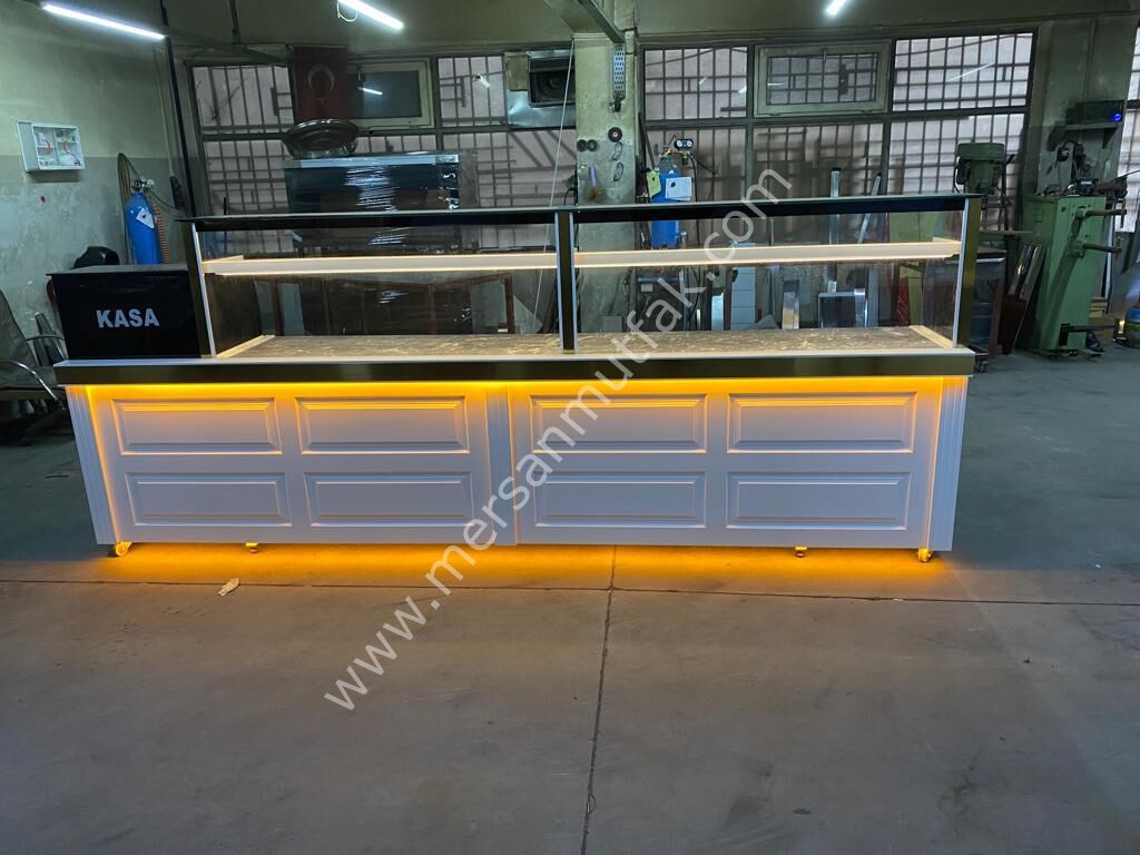 Baklava Teşhir Tezgahı Gold Model MRSN-130