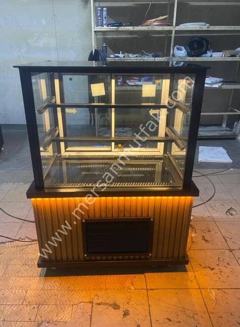 Ceviz Panel Tatlı Teşhir Dolabı MRSN-138