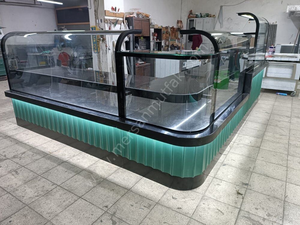 Pasta Reyonu ve Baklava Tezgahı MRS-510