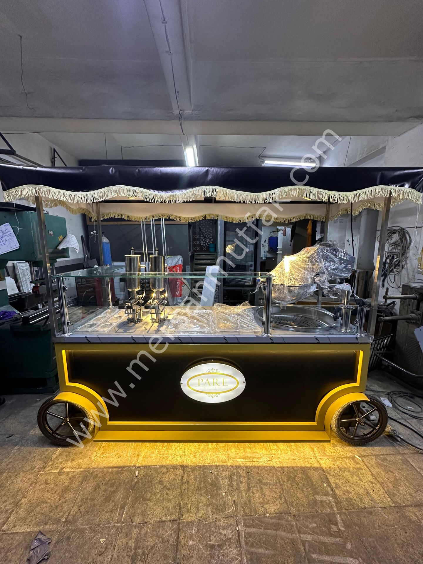 Yeni Nesil Lokma Arabası Davlumbazlı MRSN-189